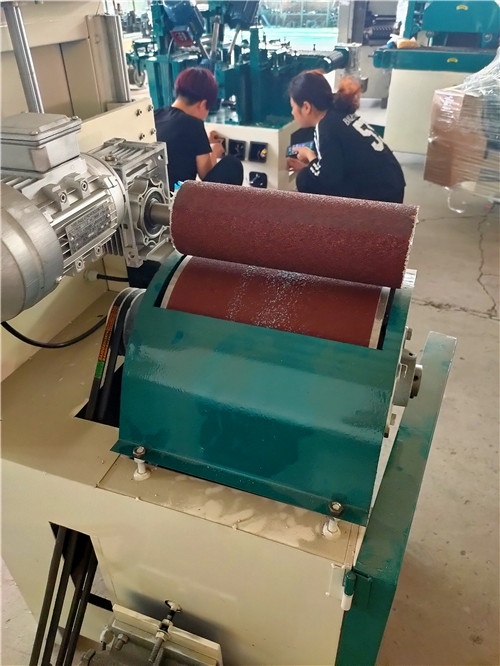認(rèn)識平面砂光機